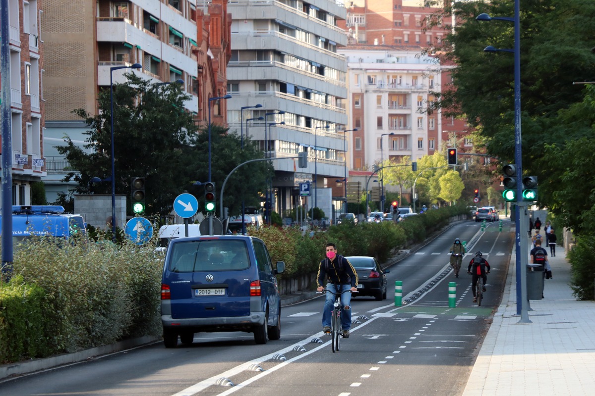 Nuevo carril bici de Isabel la Católica