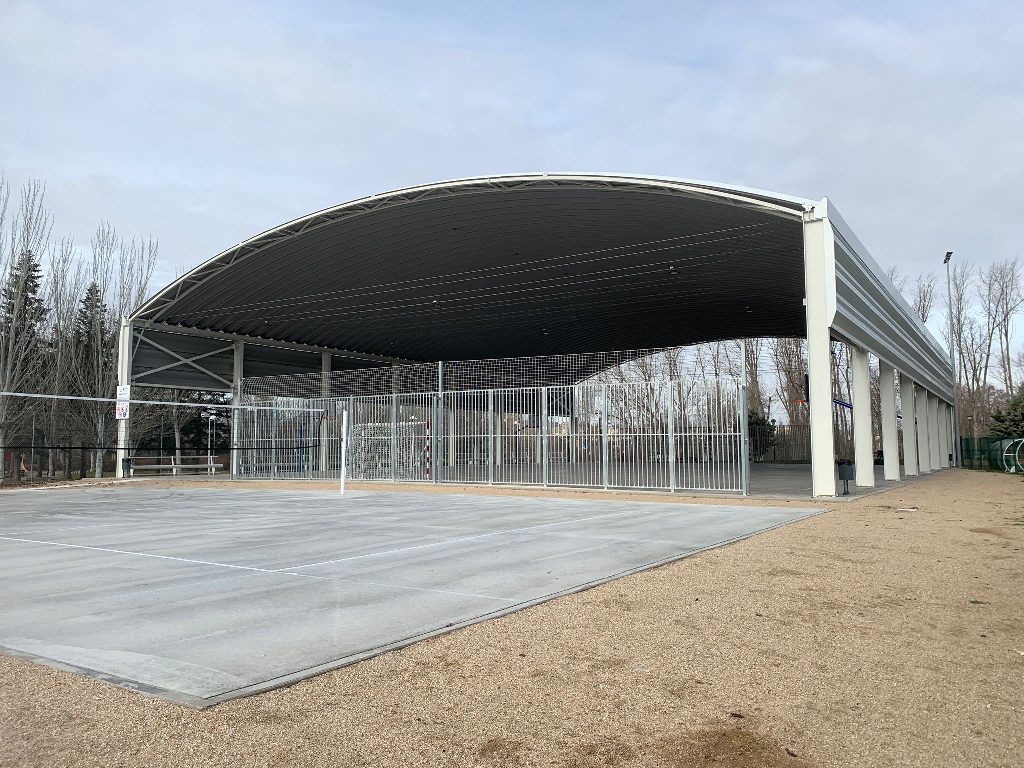 Nueva pista polideporiva de la Rondilla